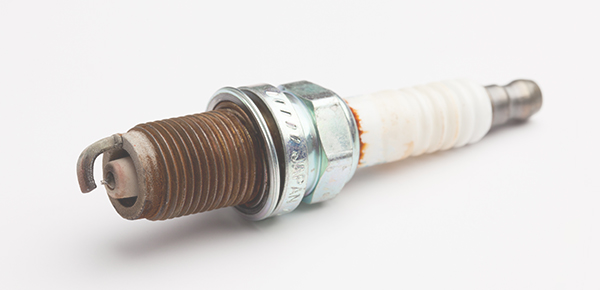 Spark plug on sale 4 stroke engine