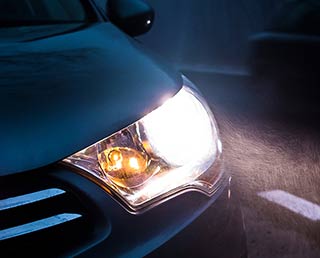 Cómo mejorar la luz del coche