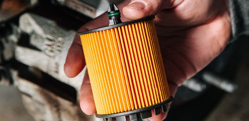 Changing-OIl-Filter-When-Needed Changing-OIl-Filter-When-Needed