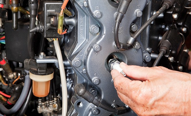 Spark-Boat-Engine-Image-2 Spark-Boat-Engine-Image-2