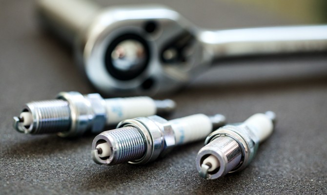 Spark-Plugs-and-Socket Spark-Plugs-and-Socket