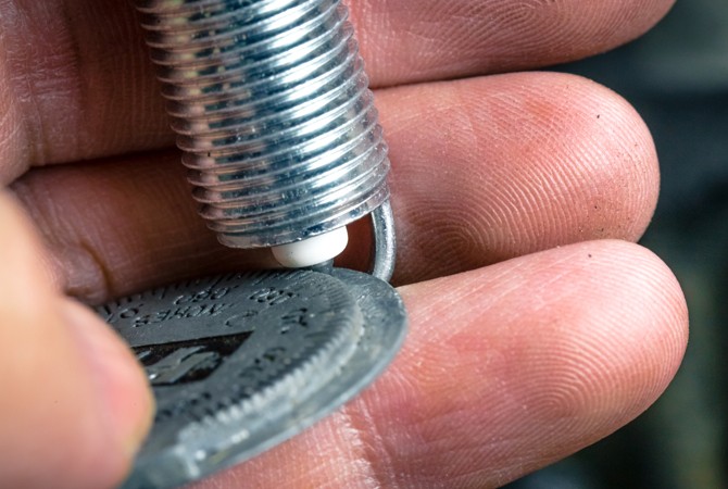 Checking-Spark-Plug-Gap Checking-Spark-Plug-Gap